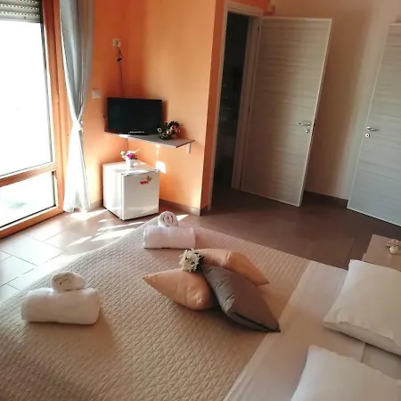 Maresalento 4* ראקאלה