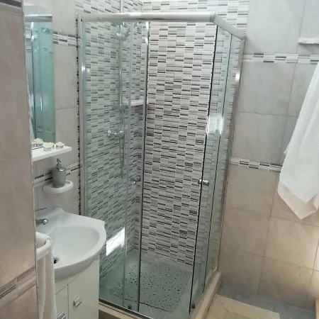 לינה וארוחת בוקר Maresalento 4*