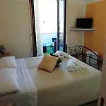 ベッド・アンド・ブレックファスト Maresalento 4*